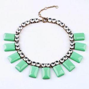 Beautiful crystal statement necklace